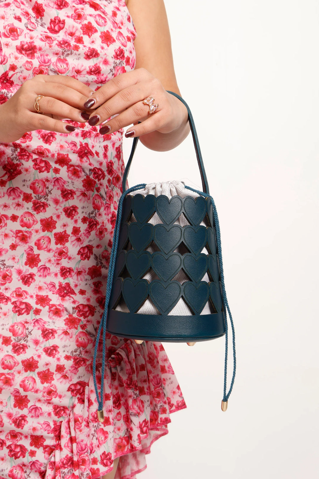 Love Lattice Bucket Bag - Suave Bags