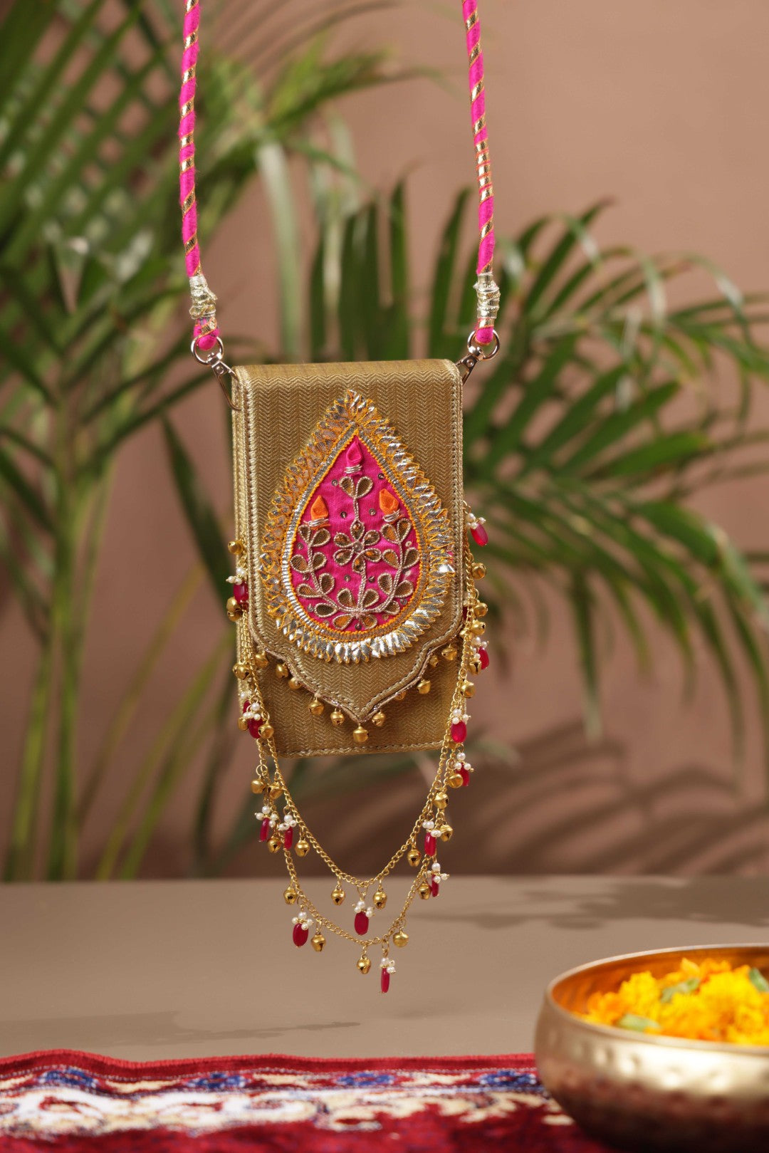 UTSAV MOBILE SLING