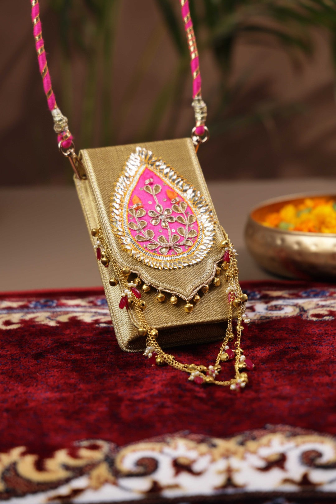 UTSAV MOBILE SLING