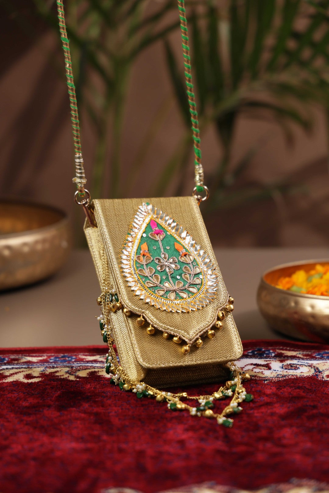 UTSAV MOBILE SLING