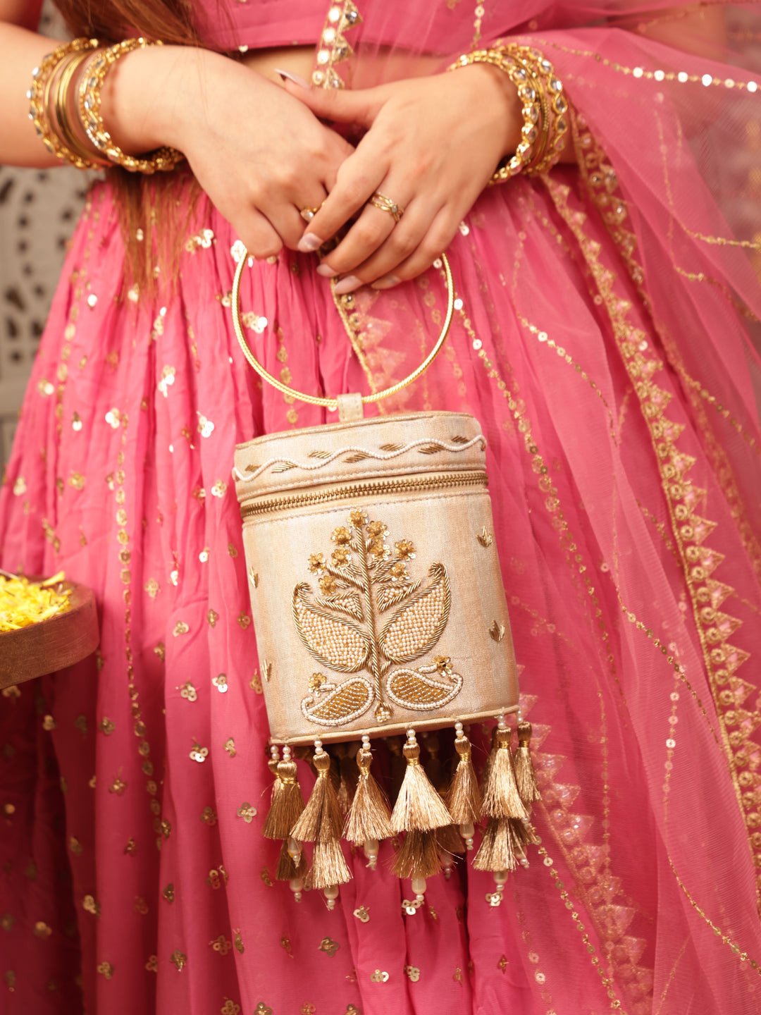 Zariyah Bucket Bag
