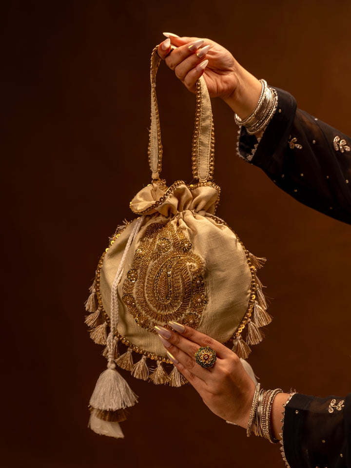 Gulzaar potli bag - Off white
